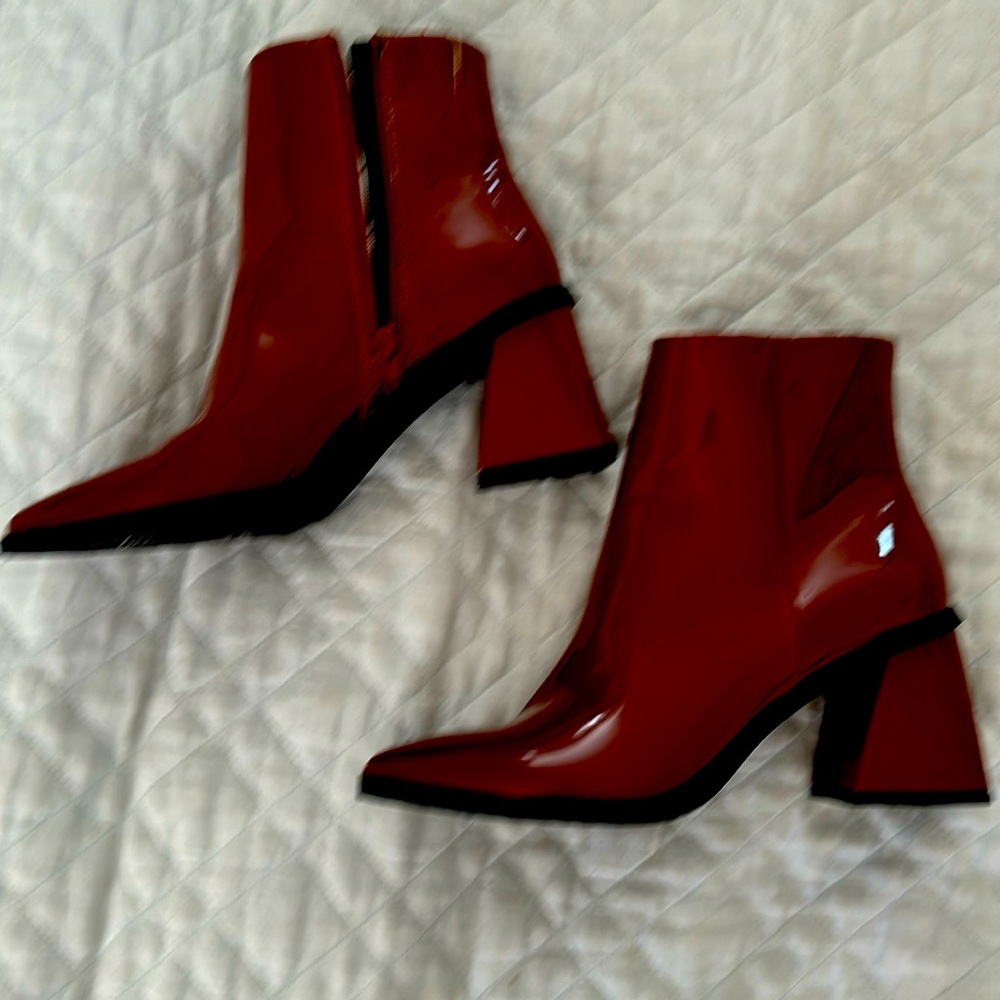Red patent stacked heel BP boots in size 7.5 never worn